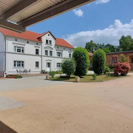 Apartment Schoepstalblick *